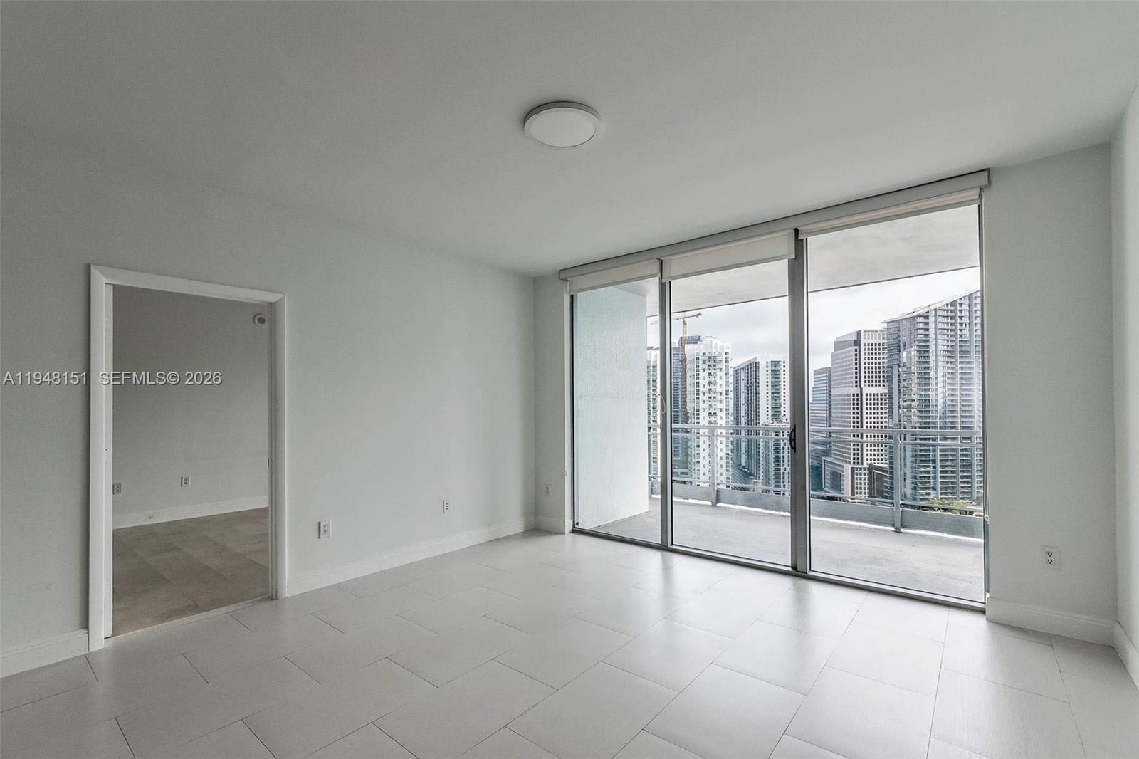 90 Southwest 3rd Street, Unit 3211 Miami, FL 33130 - Photo 7 of 18