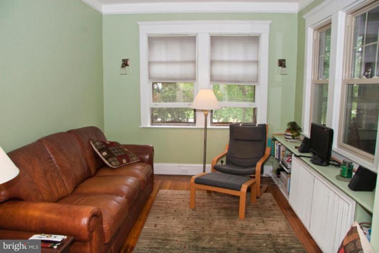 505 Old Orchard Road Baltimore, MD 21229 - Photo 18 of 23 Den