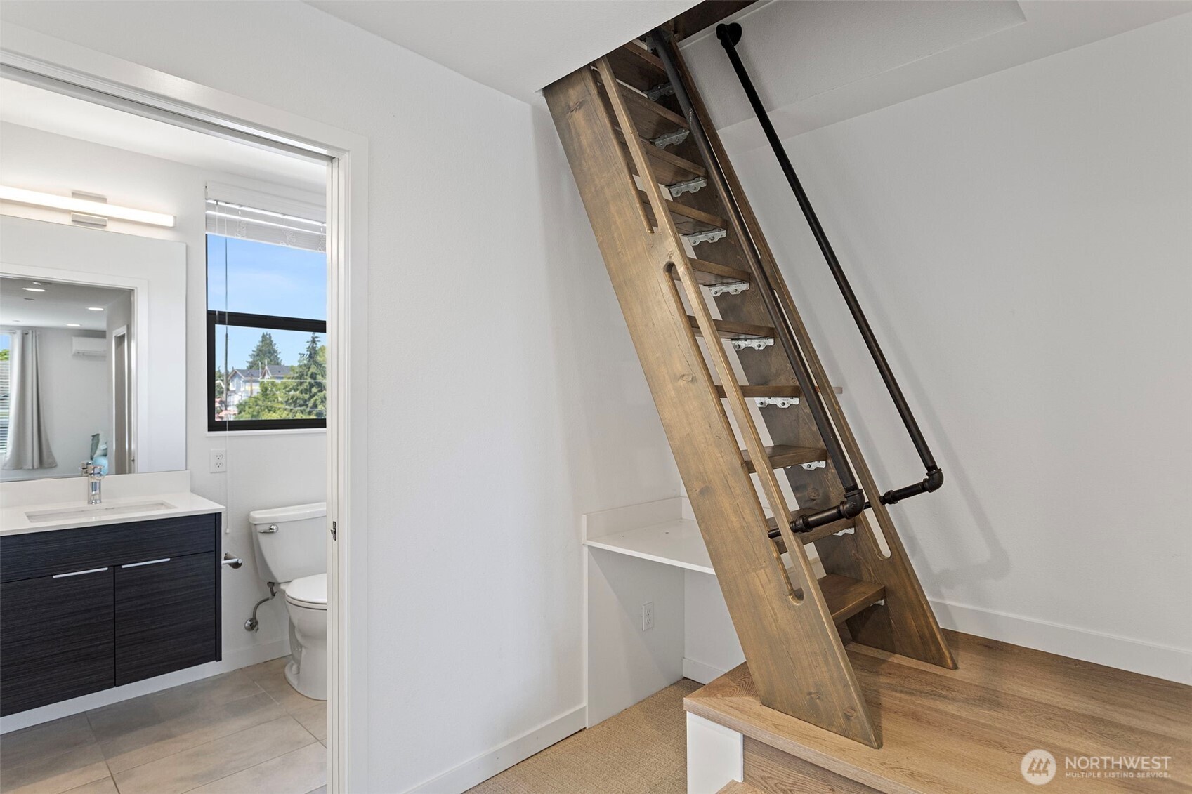 604 Northwest 77th Street, Unit D Seattle, WA 98117 - Photo 27 of 30