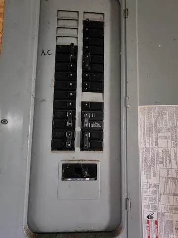 $219,500 | 4471 East St Road, Berne, IN 46711