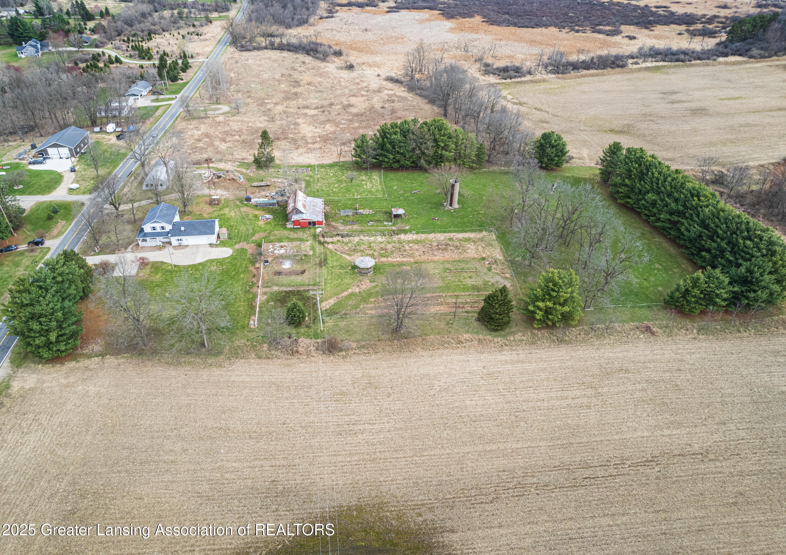 13577 Upton Road Bath, MI 48808 - Photo 33 of 43 Aerial