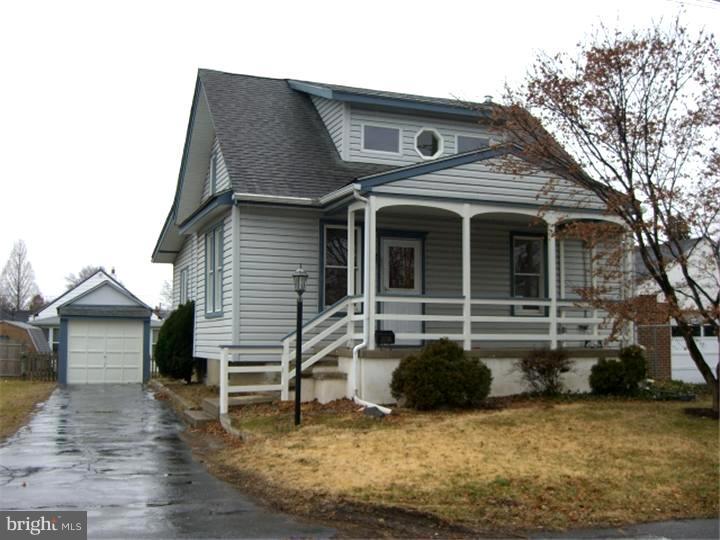218 Ash Road Wallingford, PA 19086 - Photo 2 of 15 Exterior Front
