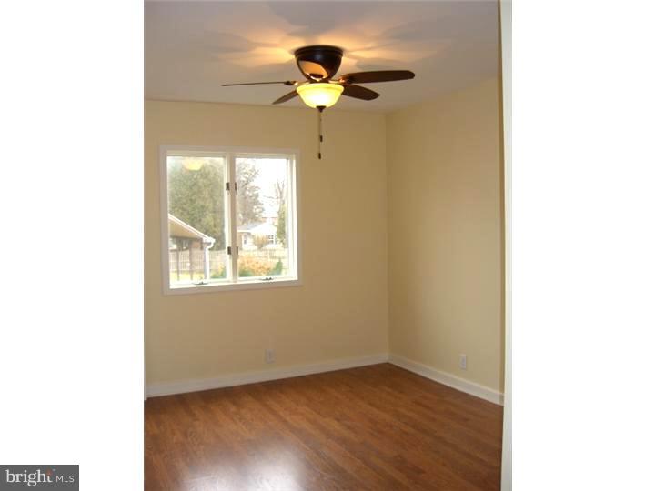 218 Ash Road Wallingford, PA 19086 - Photo 9 of 15 Bedroom - Main