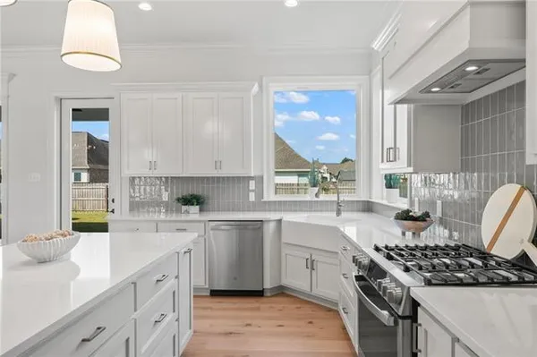 $465,000 | 2049 White Dove Drive, Madisonville, LA 70447