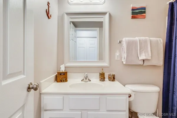 $359,900 | 708 Clearwater Drive, Unit 1H, Camdenton, MO 65020