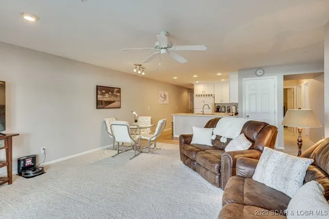 $359,900 | 708 Clearwater Drive, Unit 1H, Camdenton, MO 65020