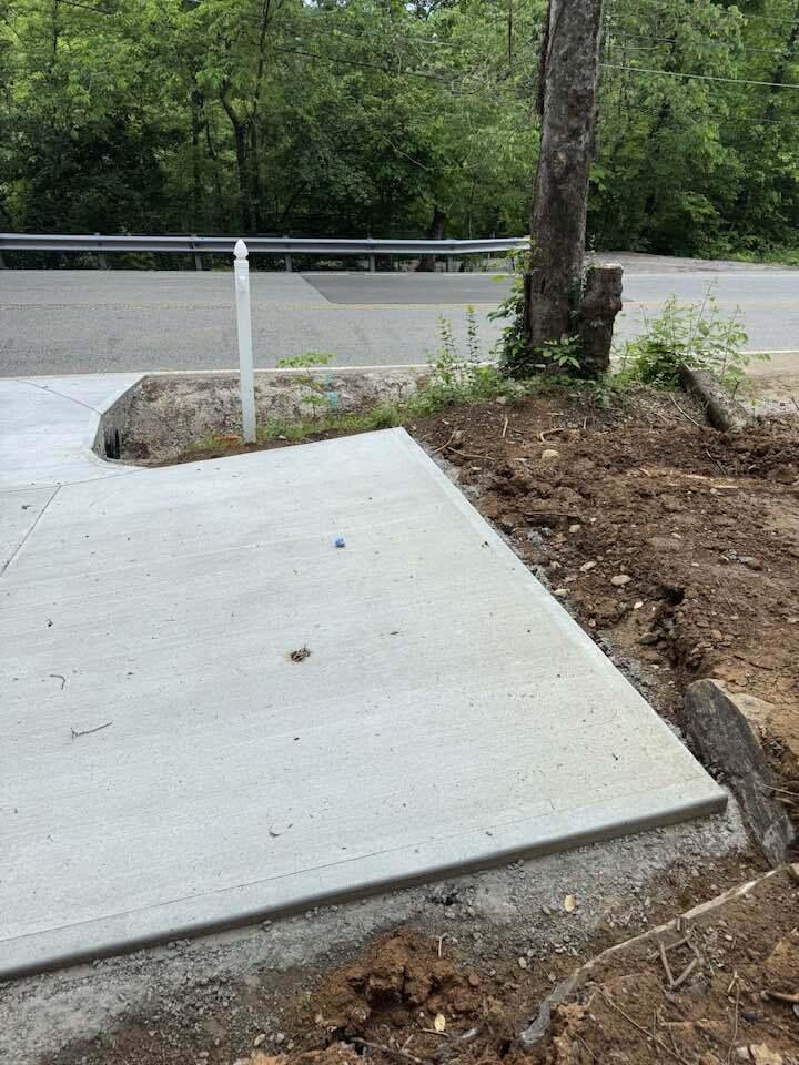 6829 Big Ridge Road Hixson, TN 37343 - Photo 26 of 37 Big Ridge driveway 2