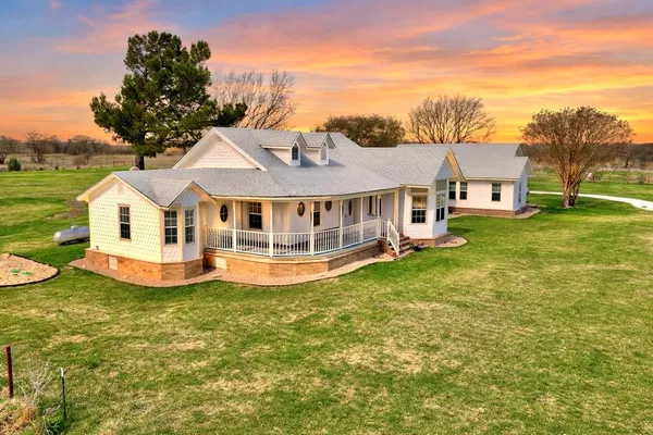 $699,000 | 596 County Road 3425, Clifton, TX 76634