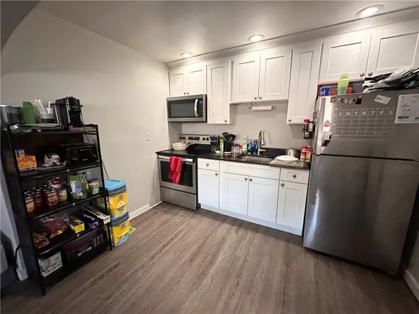 $1,195 | 422 Mill Street, Unit D, Coraopolis, PA 15108