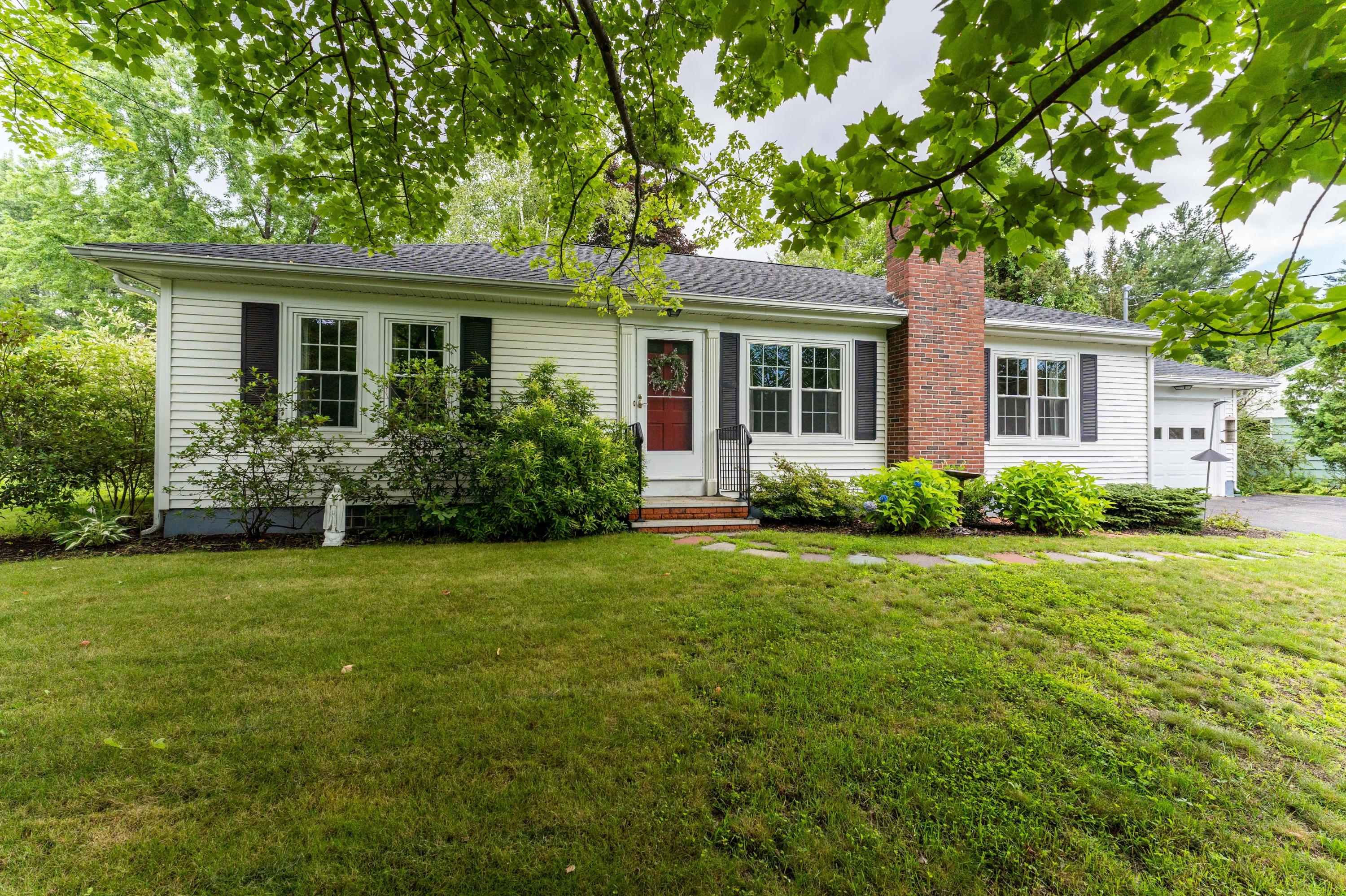 43 Westwood Road Augusta, ME 04330 - Photo 3 of 35 DSC01060