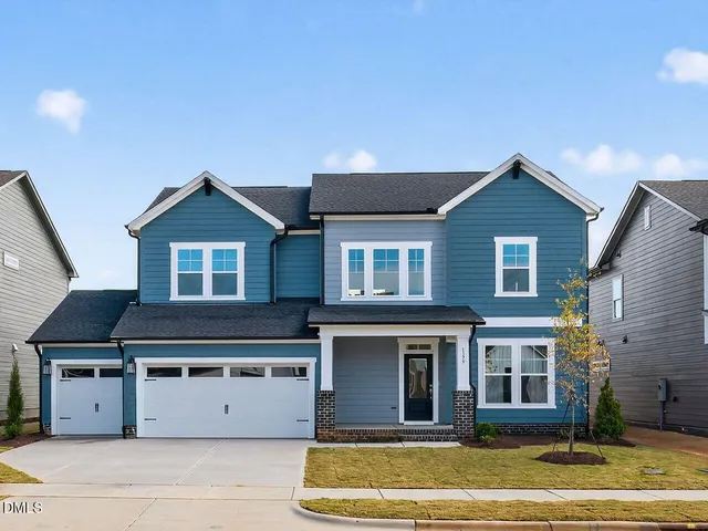 $575,000 | 1179 Serenity Walk Parkway, Fuquay-Varina, NC 27526