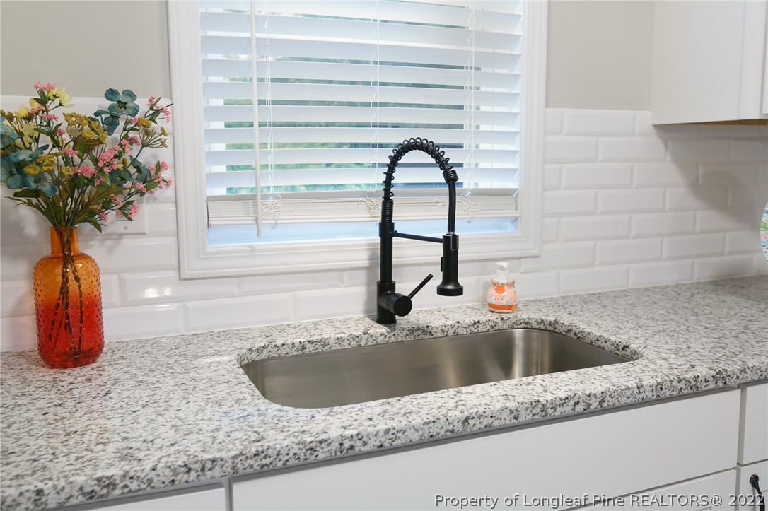 8262 King Road Fayetteville, NC 28306 - Photo 7 of 24 Gallery Image 7
