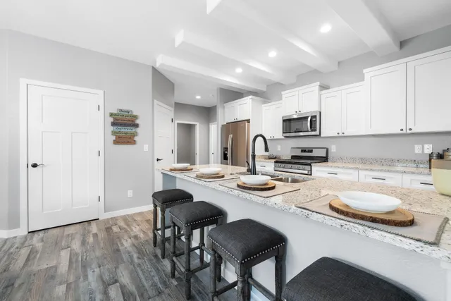 $2,395 | 1310 Daisy Drive, West Bend, WI 53090