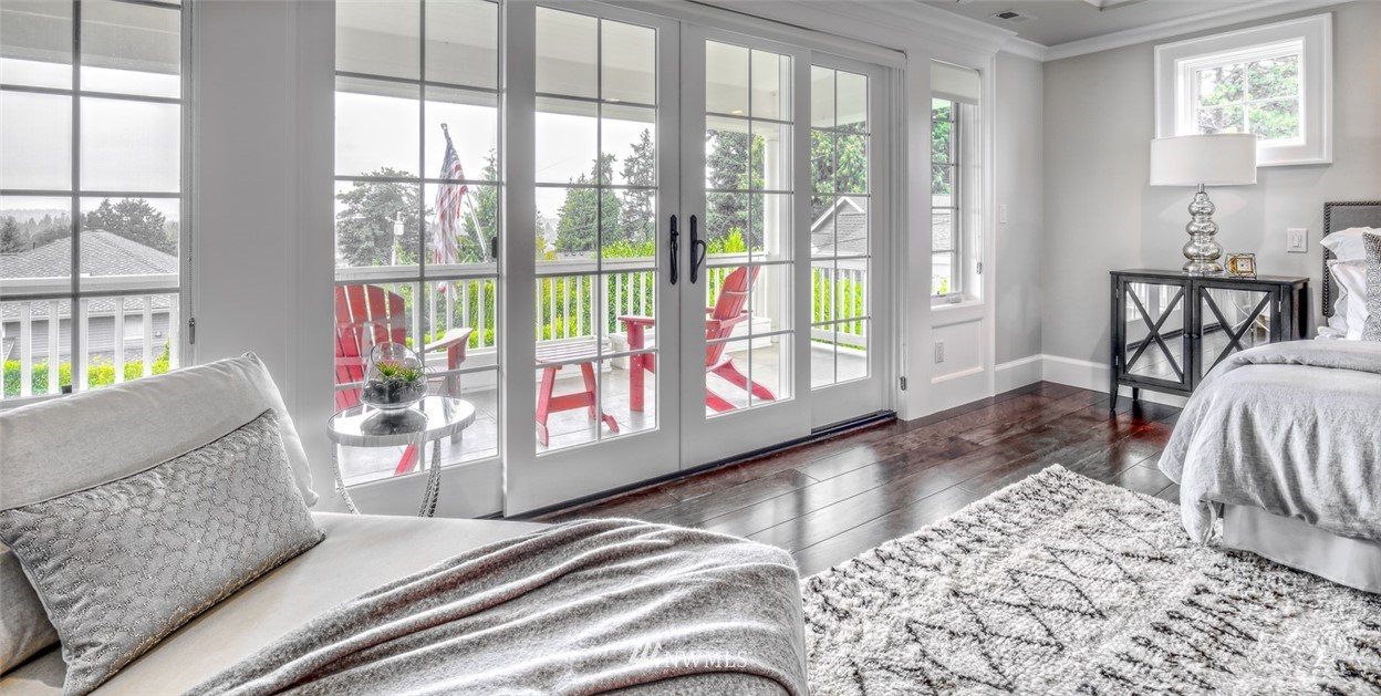 9262 Points Drive Northeast Yarrow Point, WA 98004 - Photo 14 of 25