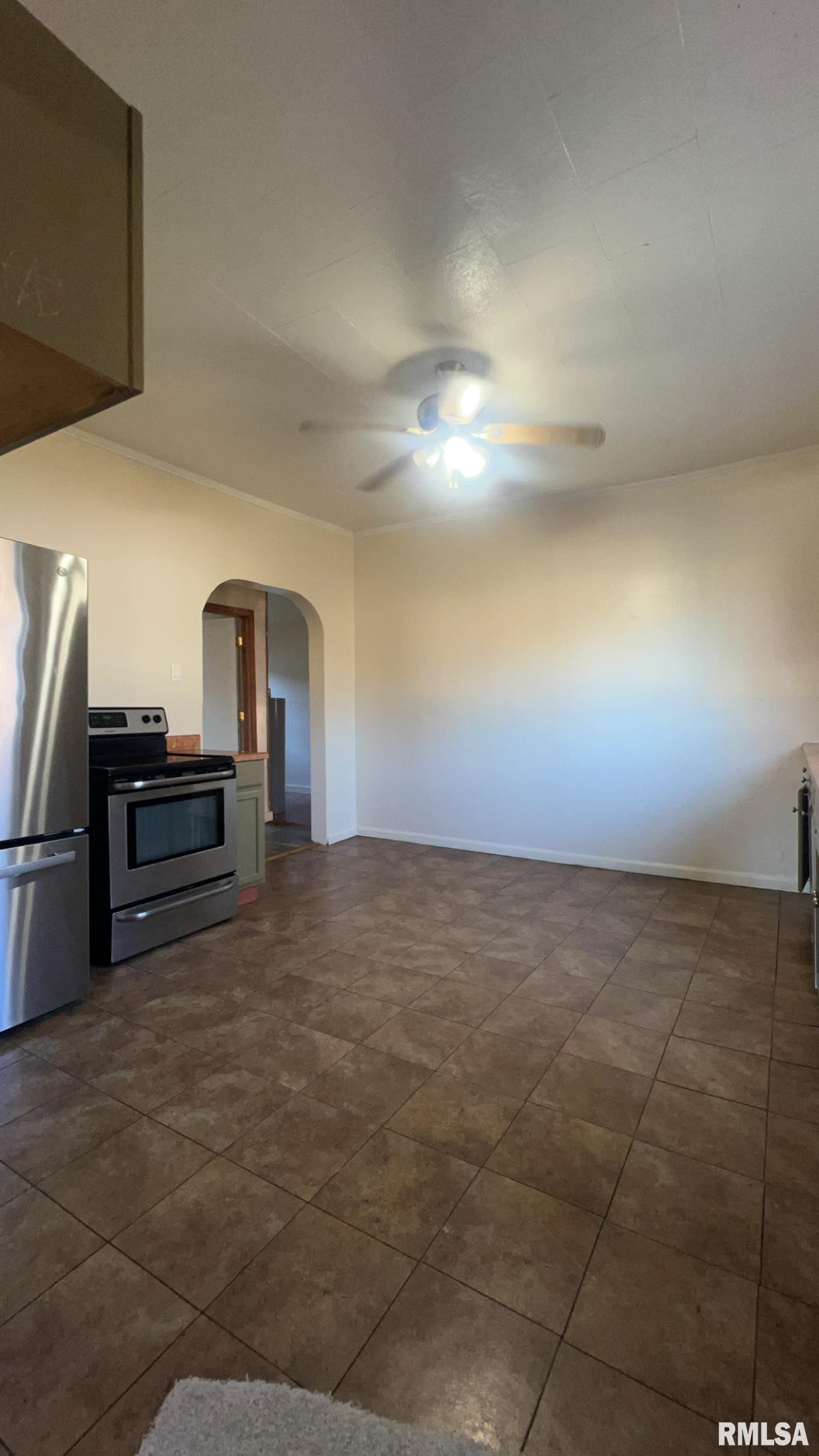 116 North Dean Street Royalton, IL 62983 - Photo 13 of 33