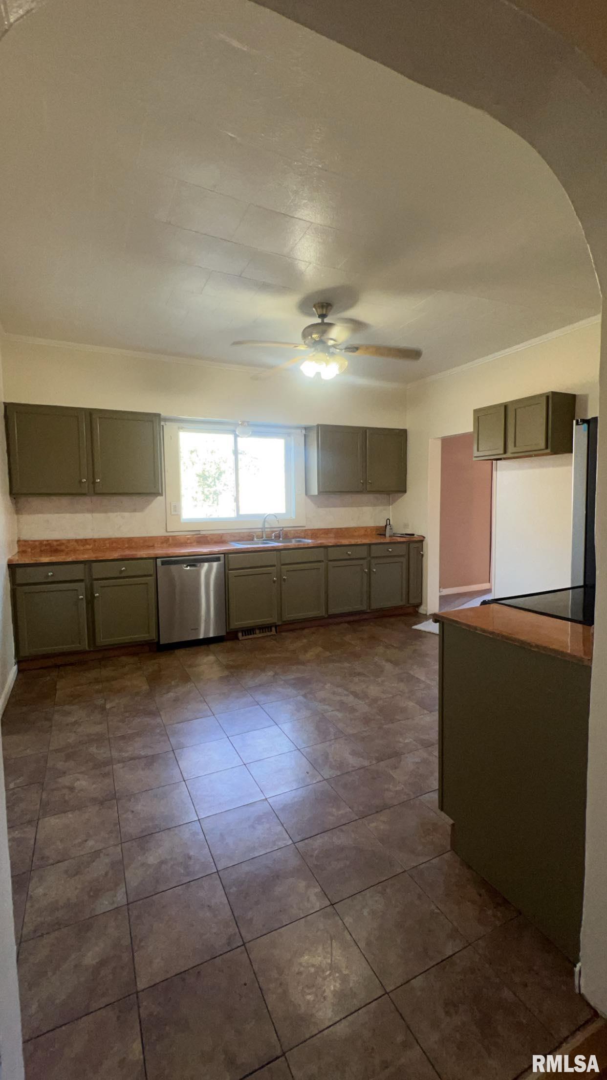 116 North Dean Street Royalton, IL 62983 - Photo 14 of 33