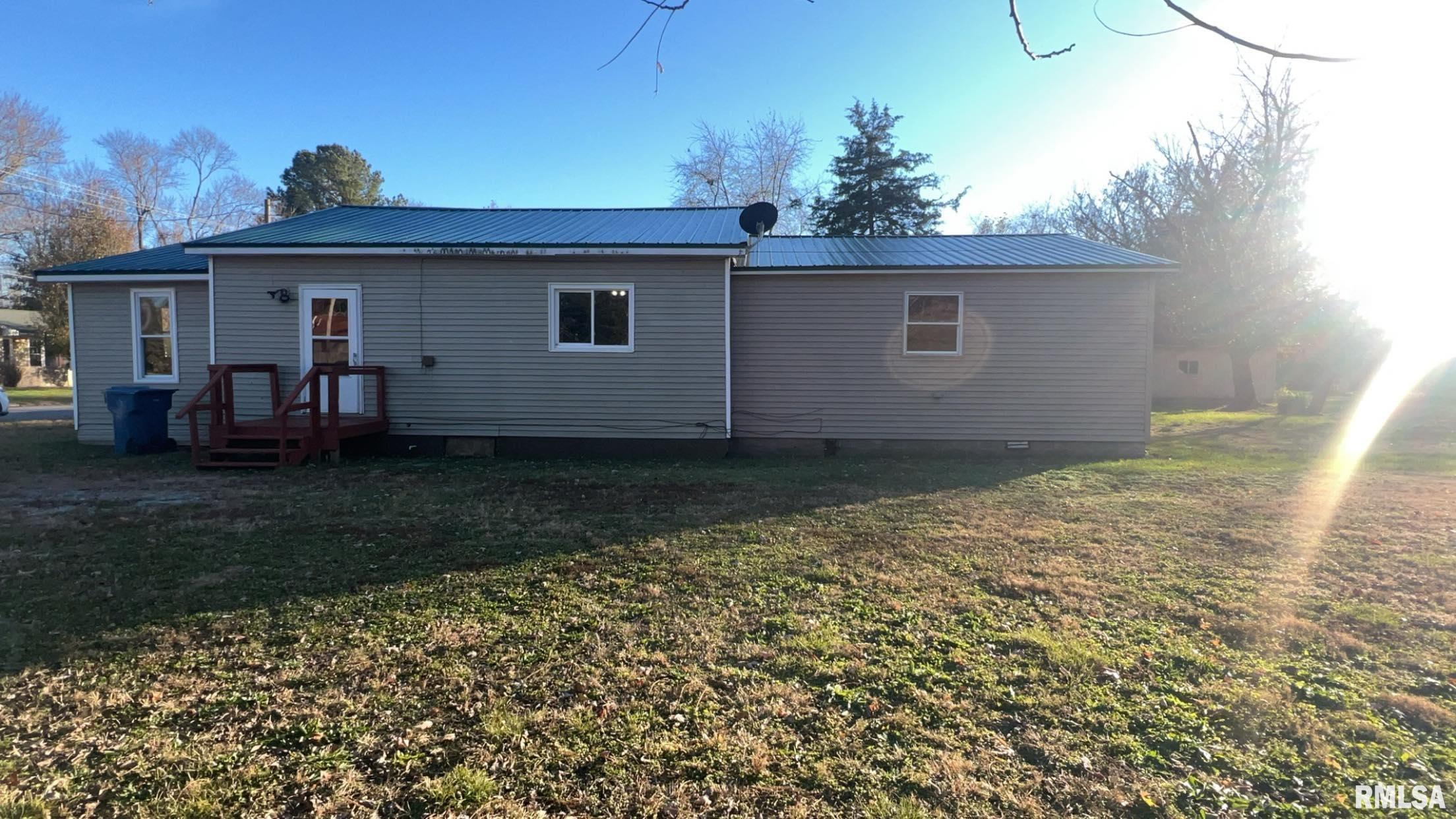 116 North Dean Street Royalton, IL 62983 - Photo 8 of 33