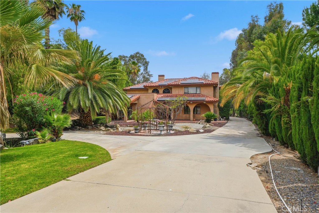 1609 Cherokee Road Corona, CA 92881 - Photo 1 of 5