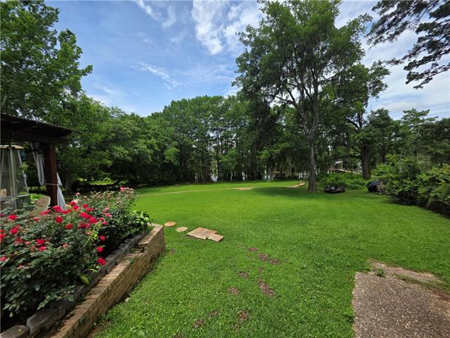 423 Pardee Road Campti, LA 71411 - Photo 5 of 37