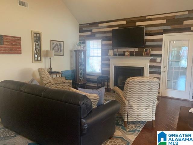 1663 Bradford Lane Bessemer, AL 35022 - Photo 5 of 30