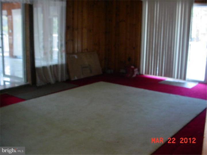 142 Larrison Road Wrightstown, NJ 08562 - Photo 4 of 6