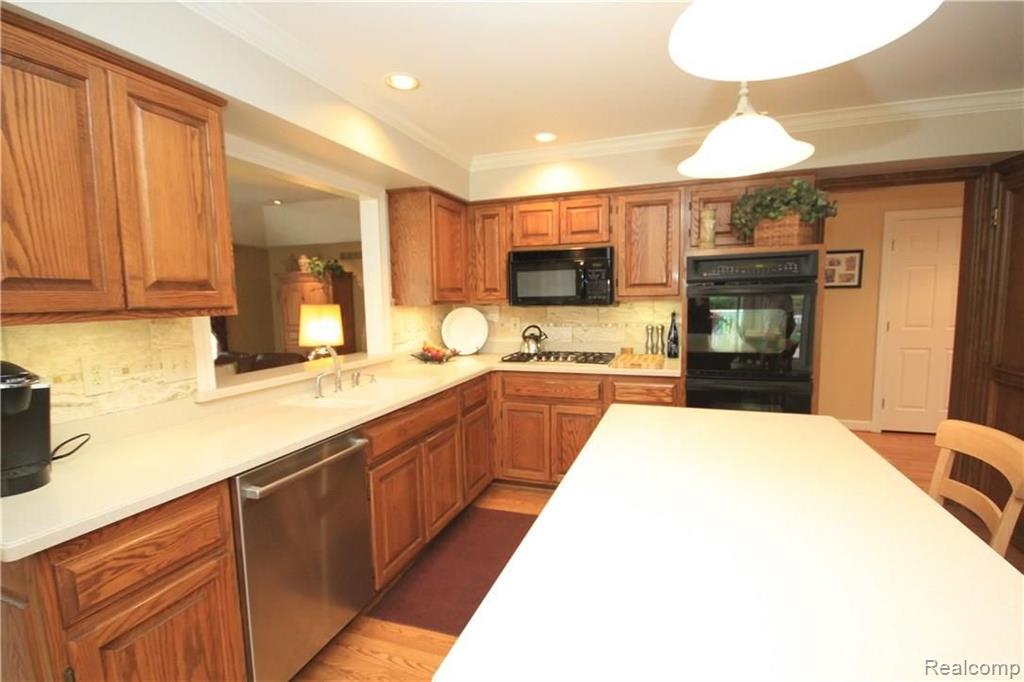 1266 Pebble Pointe Drive Rochester, MI 48307 - Photo 30 of 52