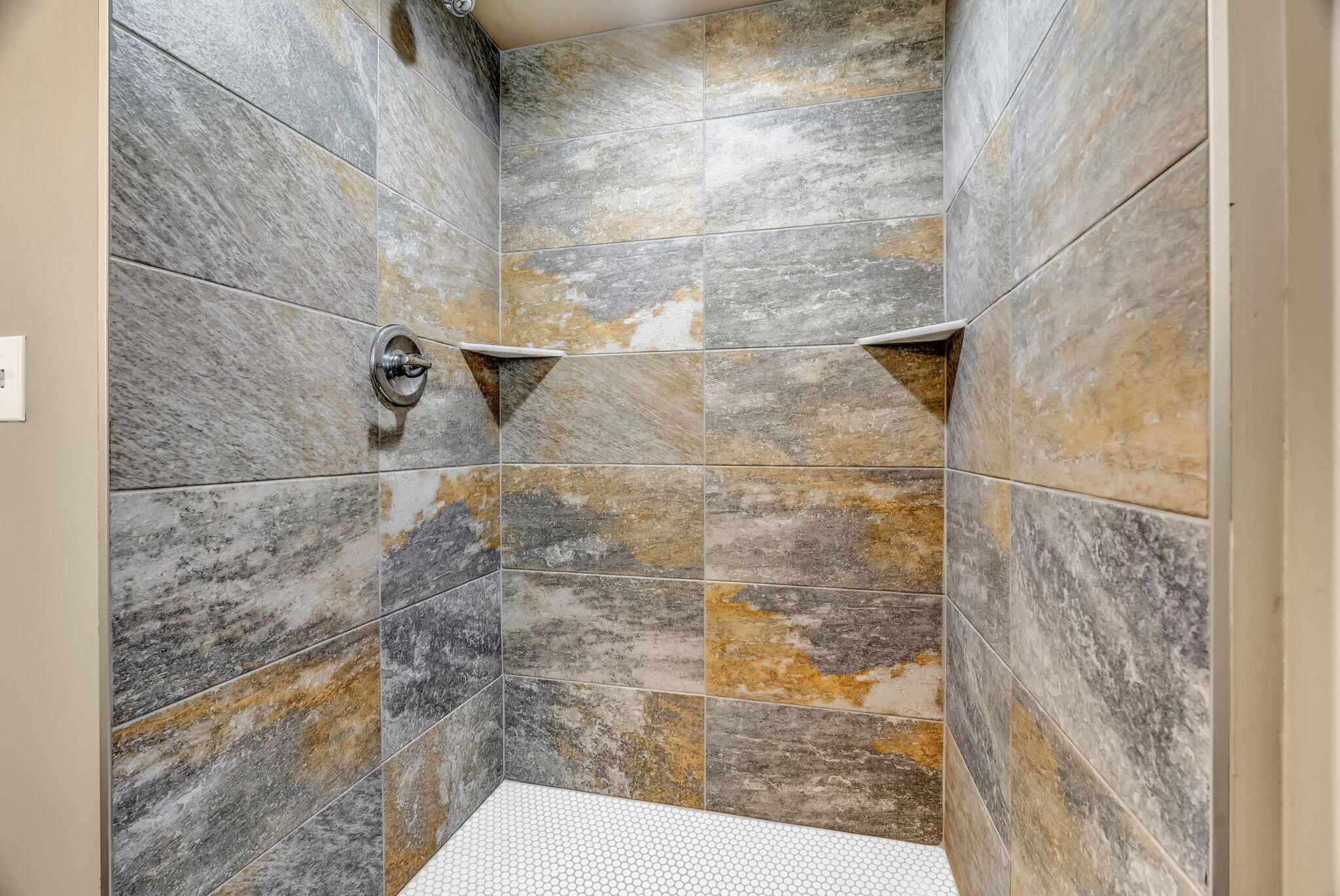 272 Enfield Road Lincoln, ME 04457 - Photo 26 of 58 20-web-or-mls-272-enfield-rd