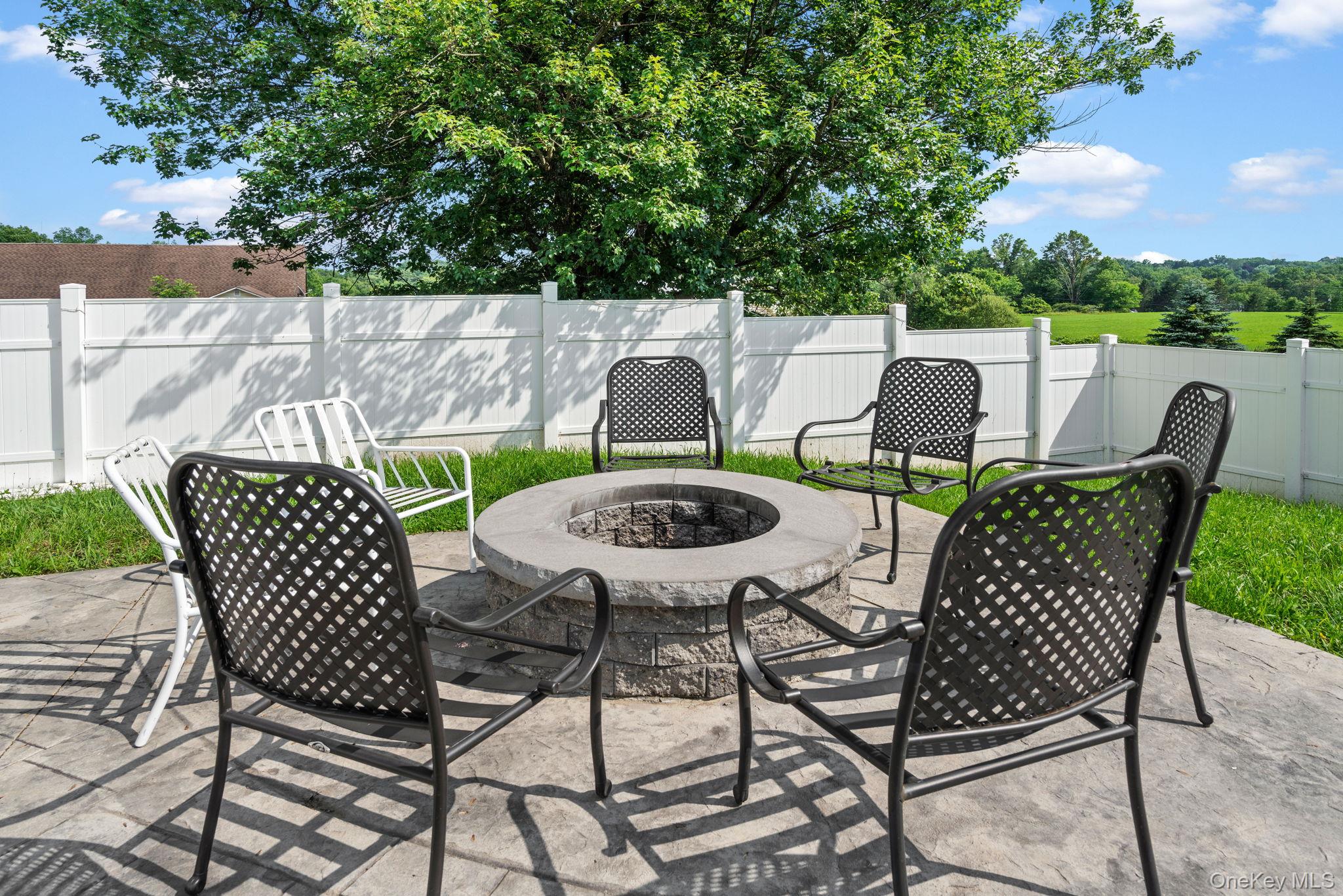 174 Hardenburgh Road Pine Bush, NY 12566 - Photo 25 of 50