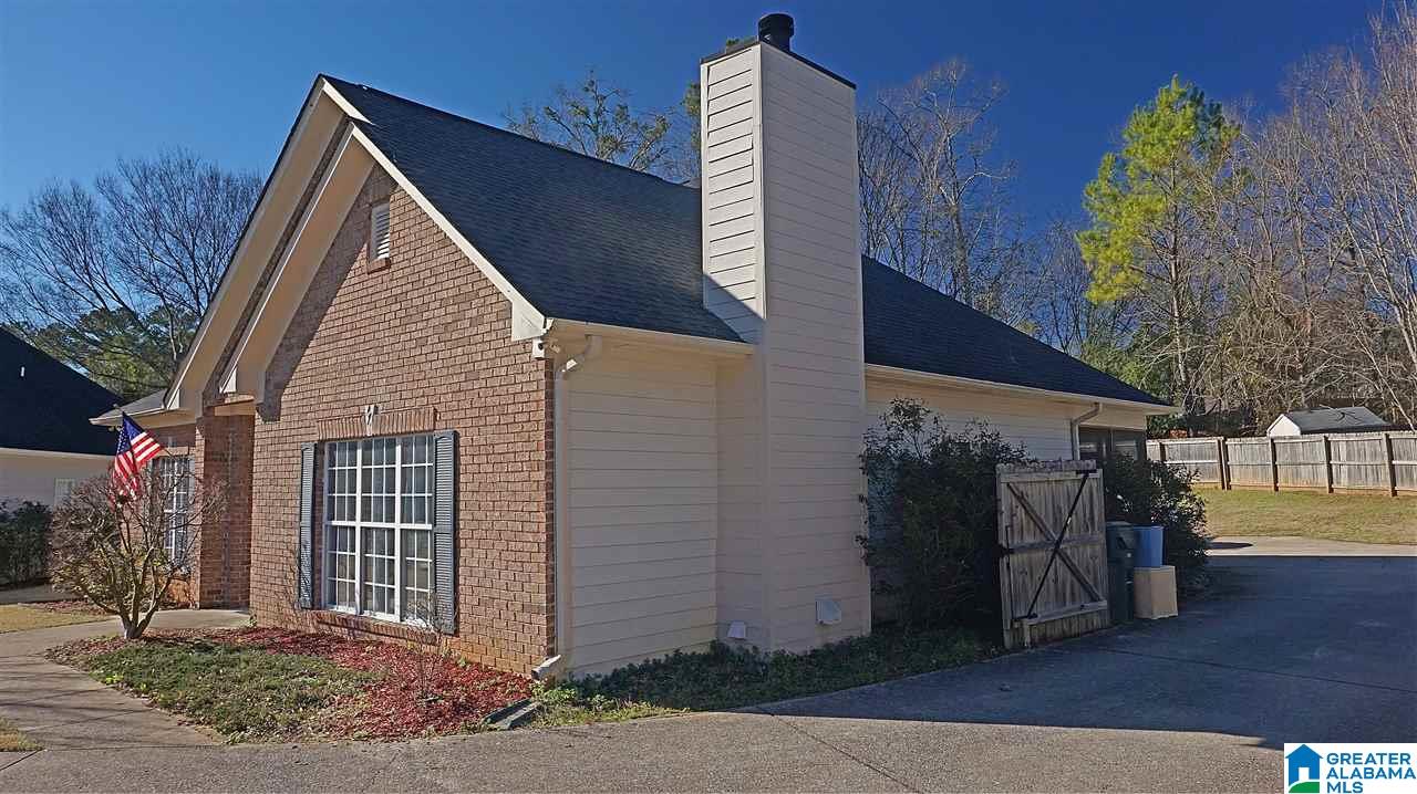 8504 Covington Way Leeds, AL 35094 - Photo 2 of 24