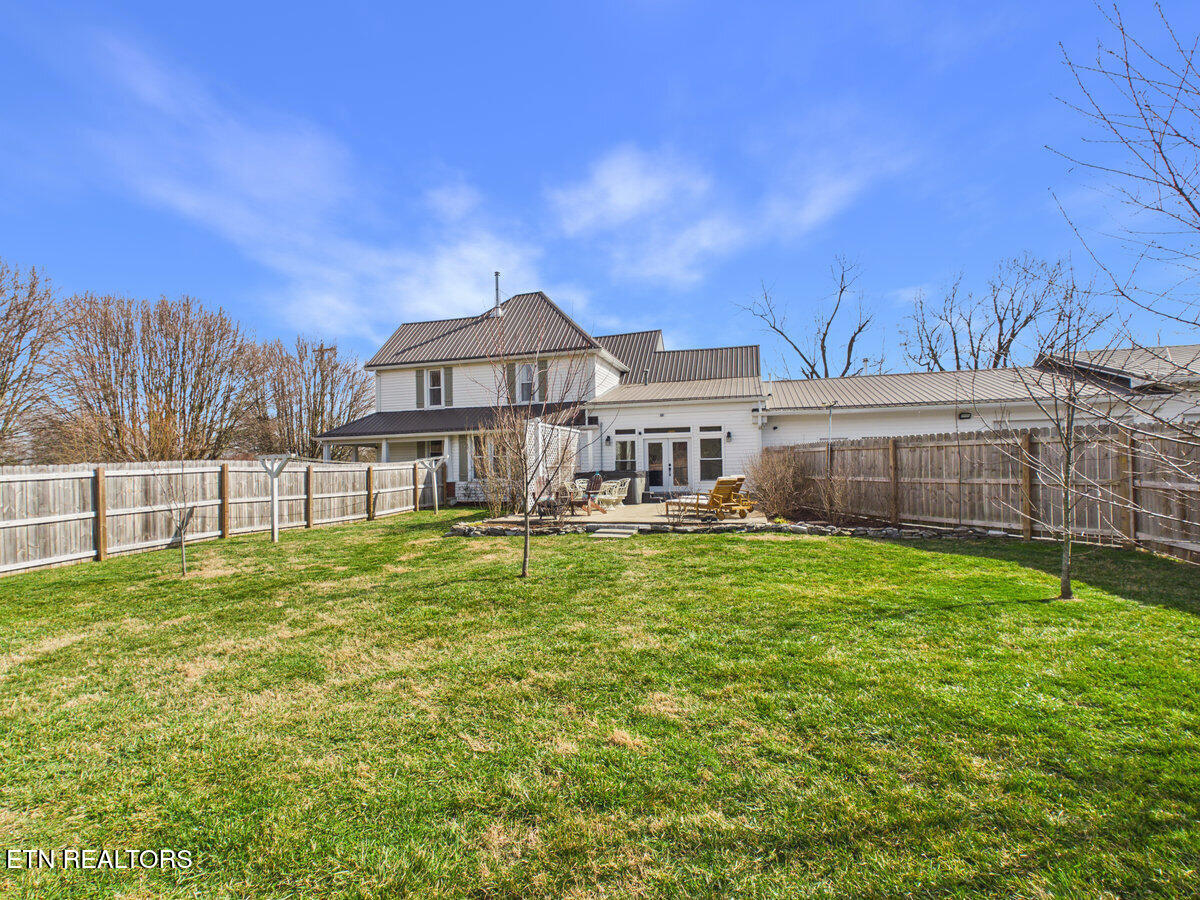 207 Thomas Road Speedwell, TN 37870 - Photo 17 of 60 CAM06131G6-PR0015-STILL024