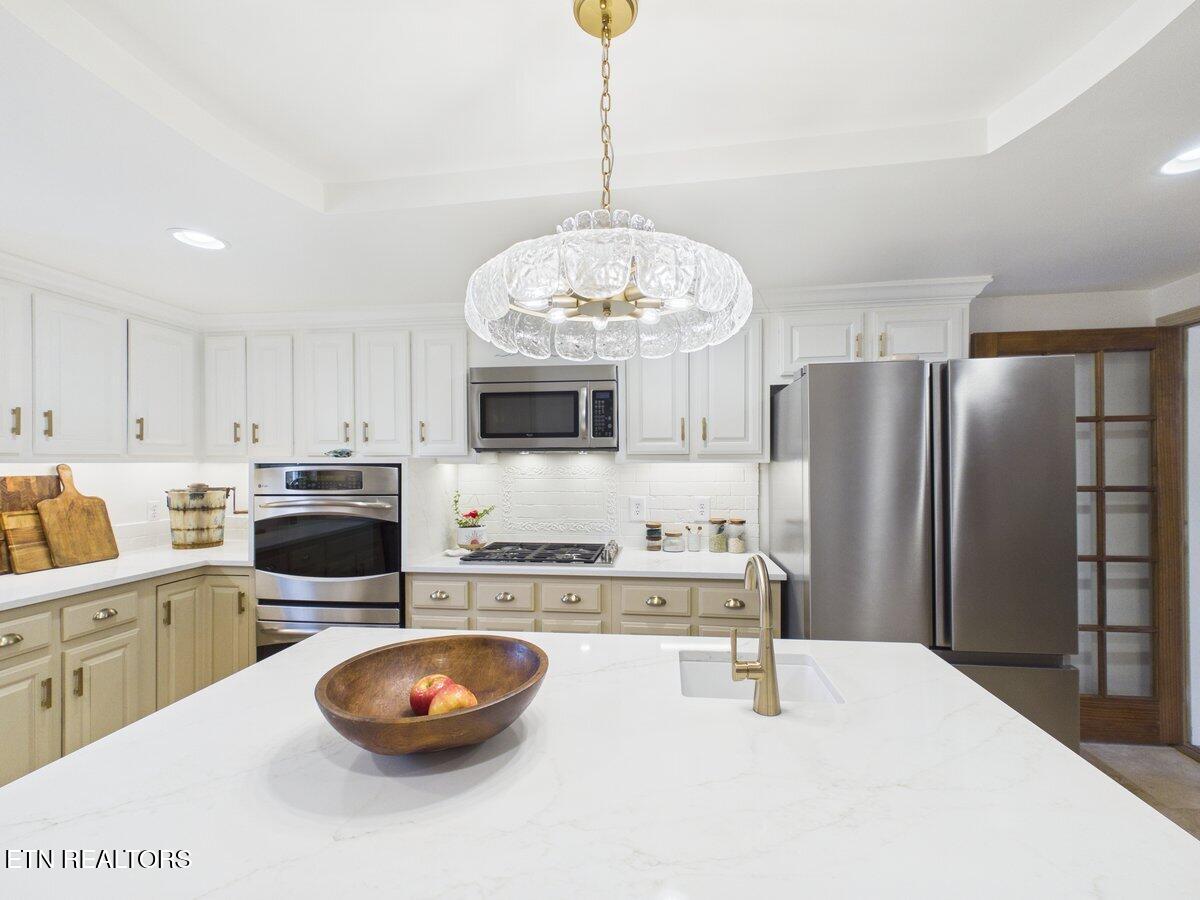 207 Thomas Road Speedwell, TN 37870 - Photo 28 of 60 CAM06131G6-PR0015-STILL036