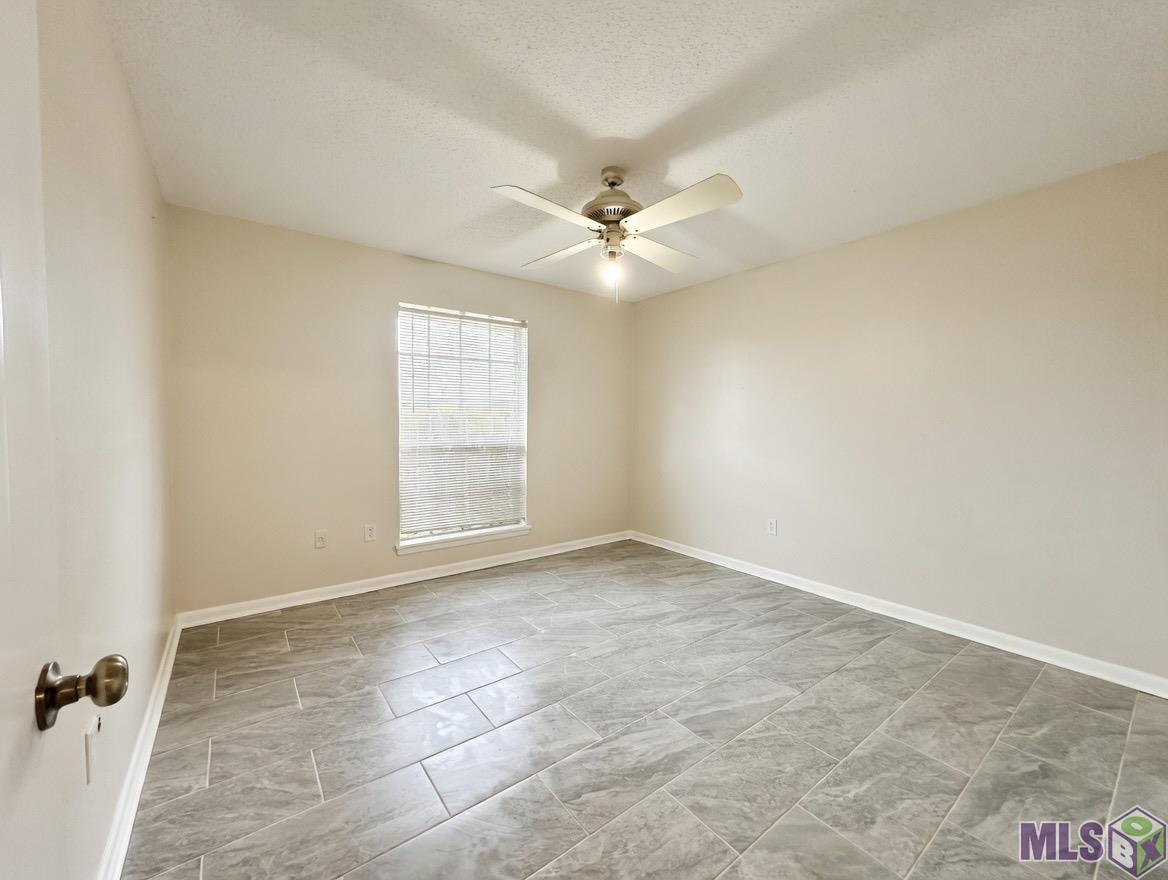 15810 Antietam Avenue Baton Rouge, LA 70817 - Photo 9 of 14