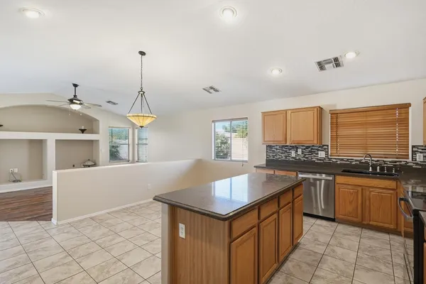 $2,900 | 5339 West Kaler Circle, Glendale, AZ 85301
