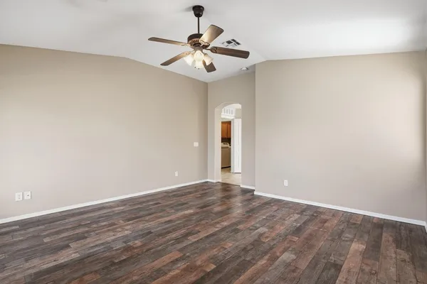 $2,900 | 5339 West Kaler Circle, Glendale, AZ 85301