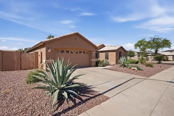 $2,900 | 5339 West Kaler Circle, Glendale, AZ 85301