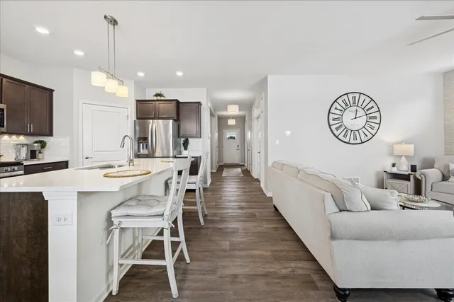 $389,000 | 1639 Rochester Road, Pingree Grove, IL 60140