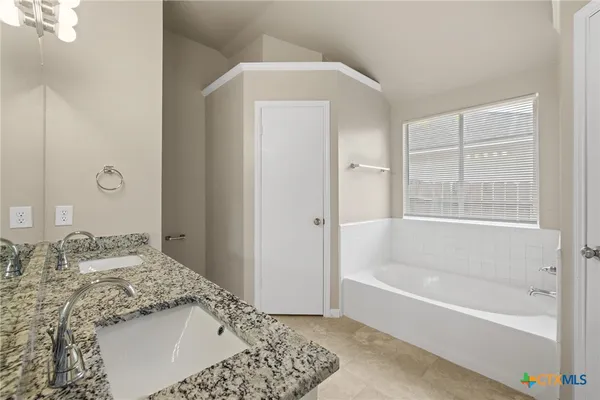 $230,500 | 4517 Longhorn Trail, Temple, TX 76502