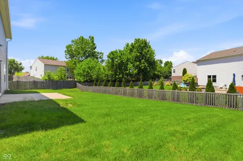 $379,999 | 10802 Pleasant View Lane, Fishers, IN 46038