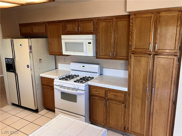 $425,000 | Undisclosed Address, Henderson, NV 89014