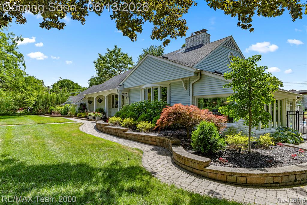 137 North Brady Road Dearborn, MI 48124 - Photo 5 of 72