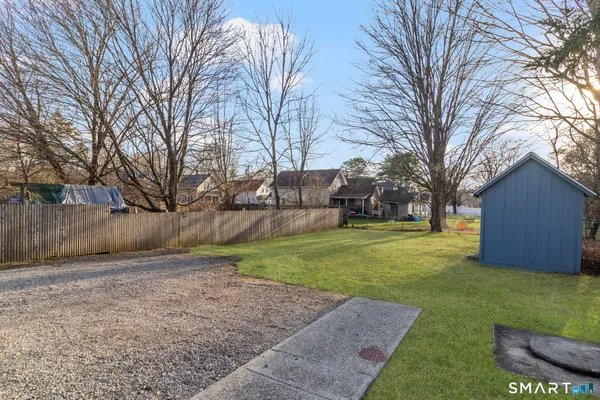 $329,000 | 25 Putnam Road, Plainfield, CT 06332