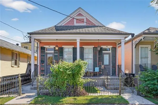 $1,945 | 725 Marengo Street, New Orleans, LA 70115