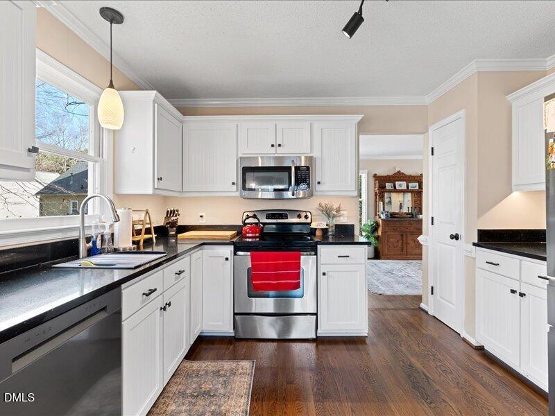 8625 Vanburgh Court Raleigh, NC 27615 - Photo 23 of 42 24-8625 Vanburgh Ct_3348