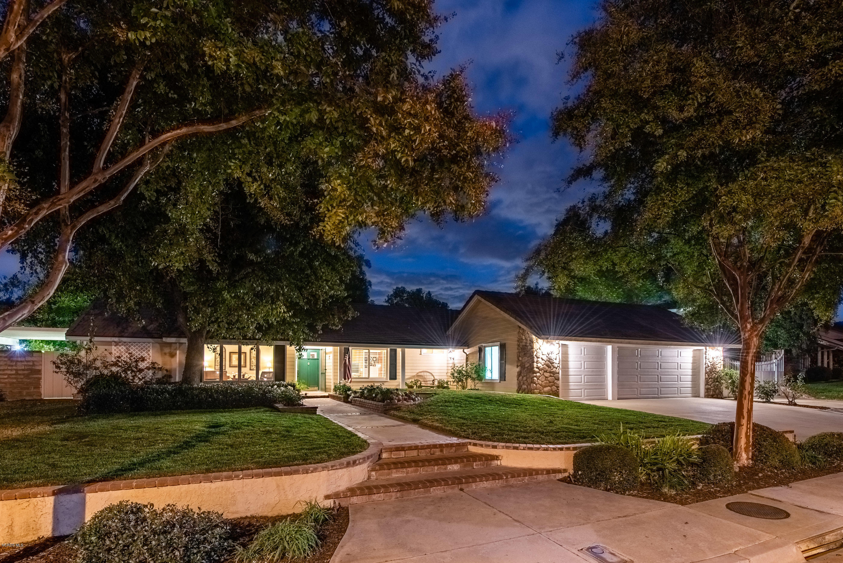400 Longbranch Road Simi Valley, CA 93065 - Photo 3 of 74 Front View