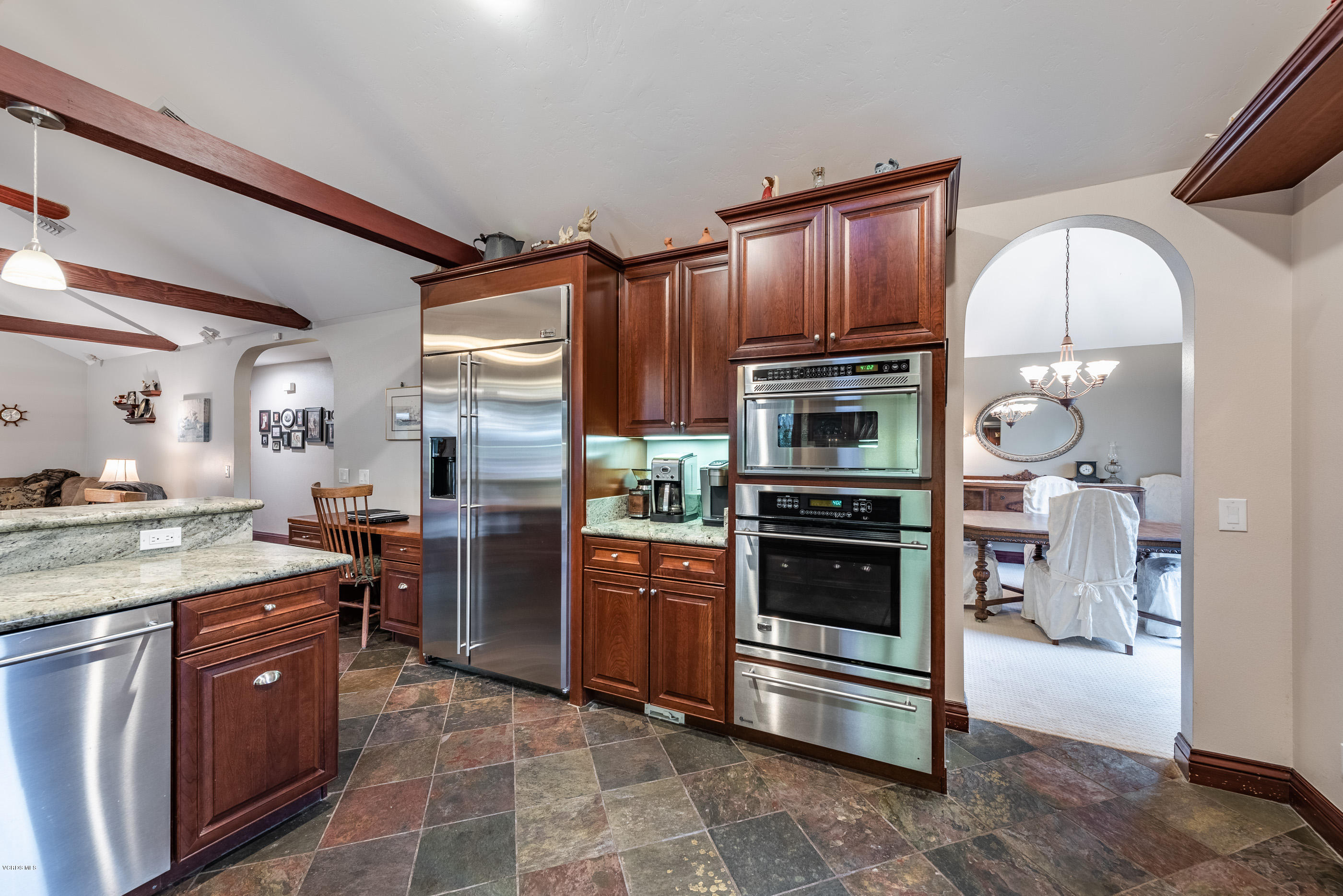400 Longbranch Road Simi Valley, CA 93065 - Photo 25 of 74 Kitchen