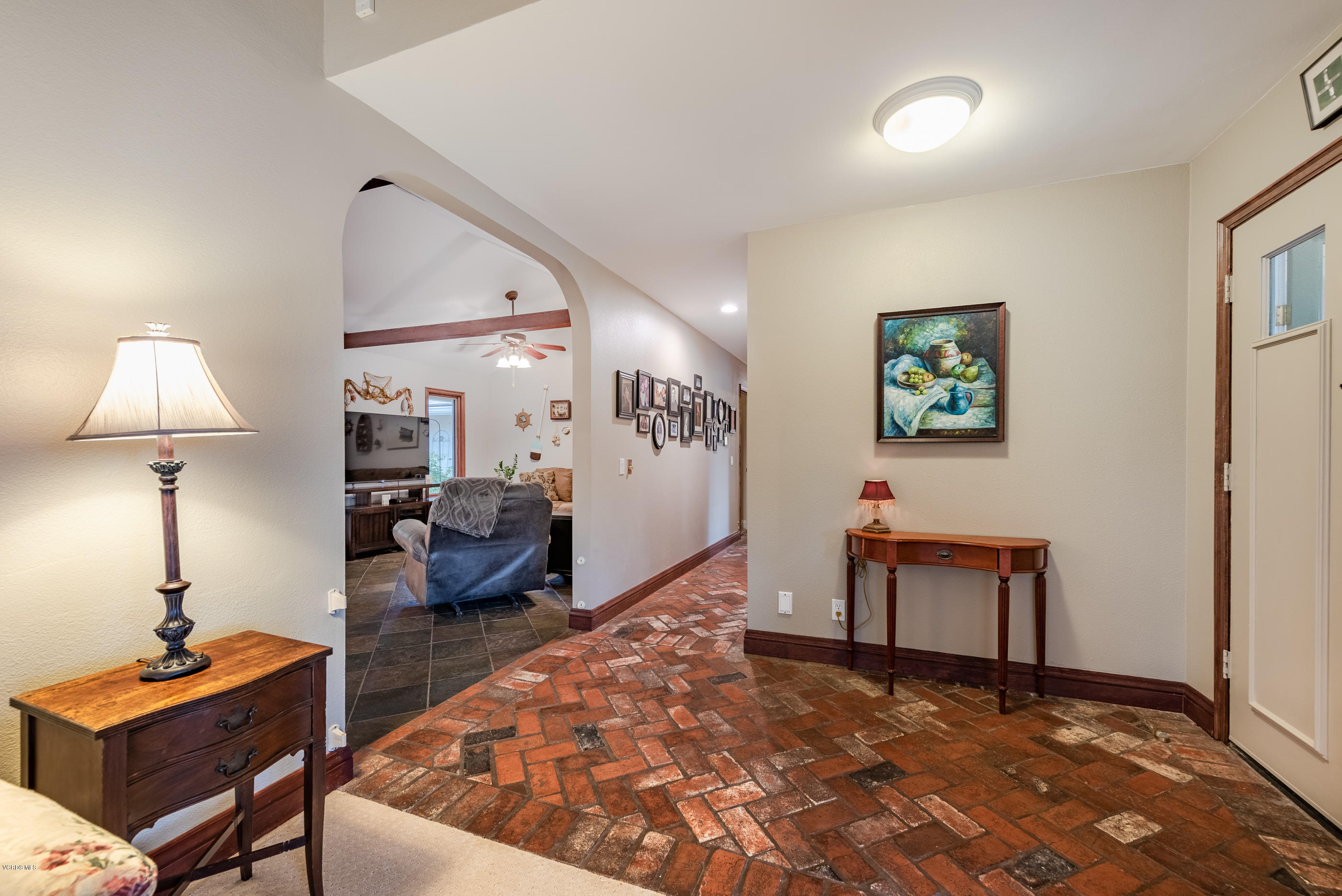 400 Longbranch Road Simi Valley, CA 93065 - Photo 29 of 74 Entry