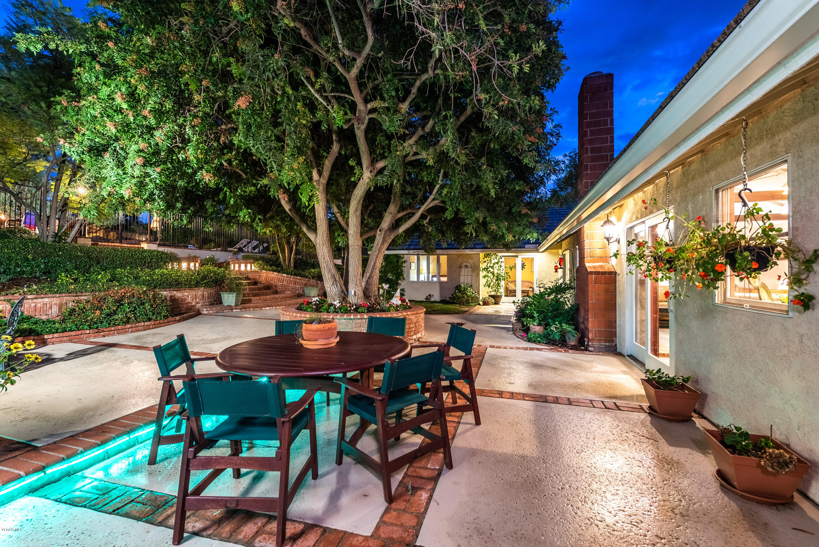 400 Longbranch Road Simi Valley, CA 93065 - Photo 46 of 74 Backyard