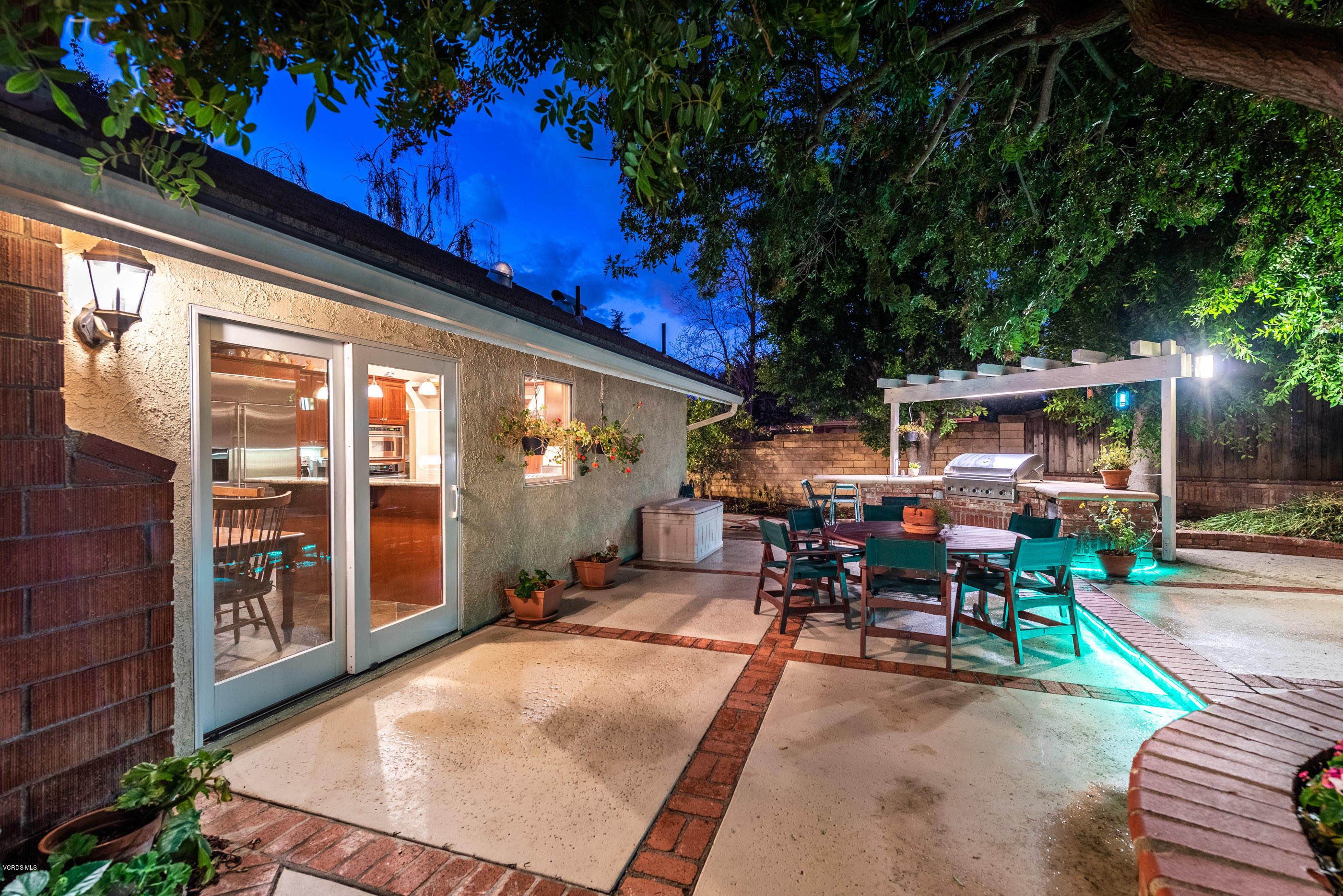 400 Longbranch Road Simi Valley, CA 93065 - Photo 47 of 74 Backyard