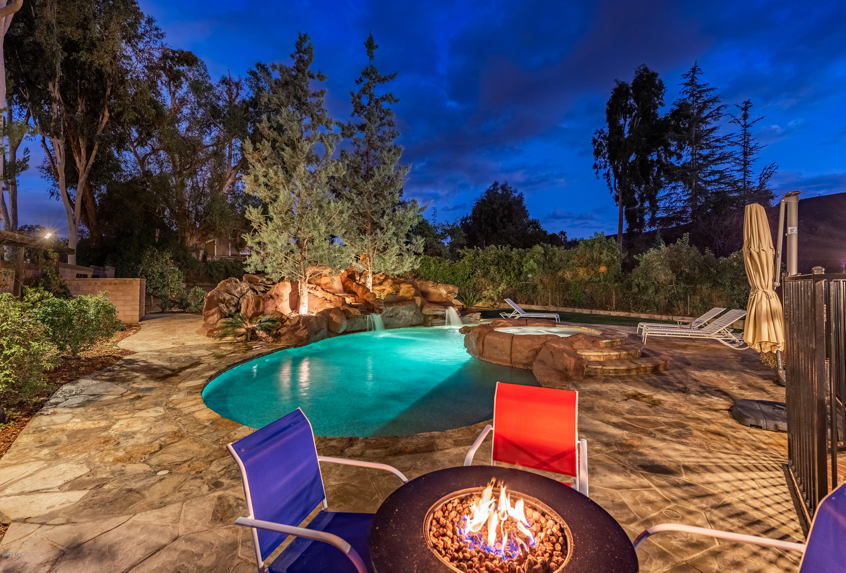 400 Longbranch Road Simi Valley, CA 93065 - Photo 49 of 74 Backyard