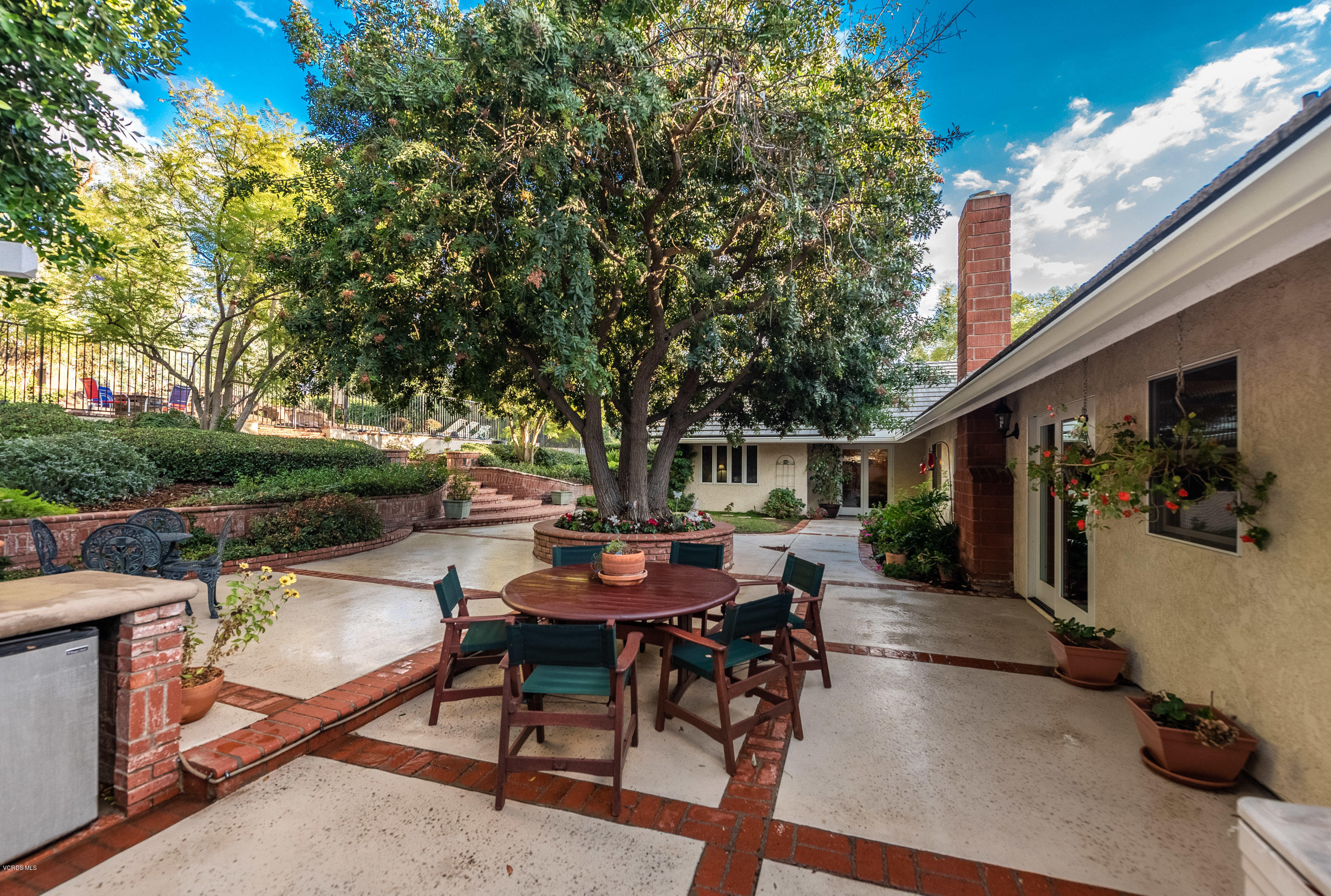 400 Longbranch Road Simi Valley, CA 93065 - Photo 68 of 74 Backyard